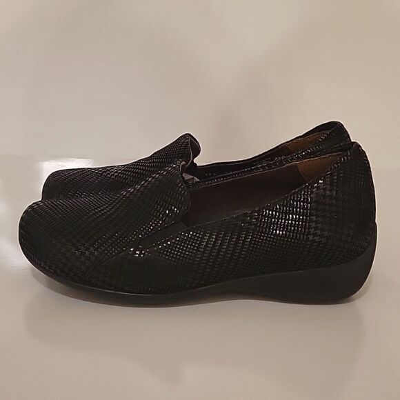 Wolky Perls Loafer Women Comfort Shoe Slip on Flat Black 37 - Picture 3 of 8